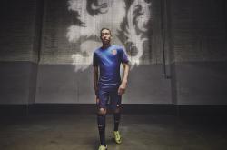 开云体育官方网站-跨界传奇，拜仁压哨绝杀震动足坛，黄喜灿NBA总决赛接管比赛书写体坛神话