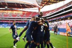 开云体育app-梅斯球员凭借技术取胜，领先对手