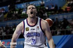 开云体育app-关于土耳其男篮鏖战立陶宛男篮，威斯布鲁克完成帽子戏法的信息