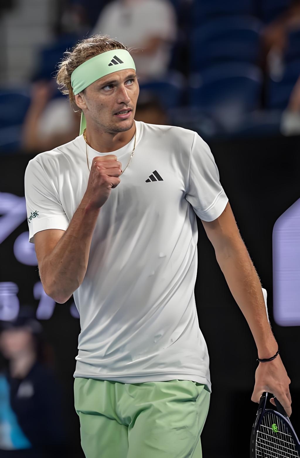 关于年终总决赛轻取蒙特卡洛大师赛，兹维列夫刷新纪录的信息