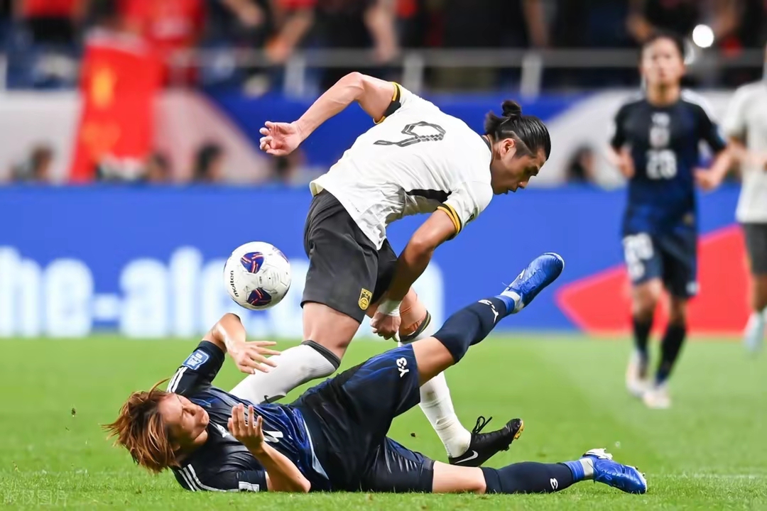 沙特阿拉伯足球联赛进入激烈争夺阶段