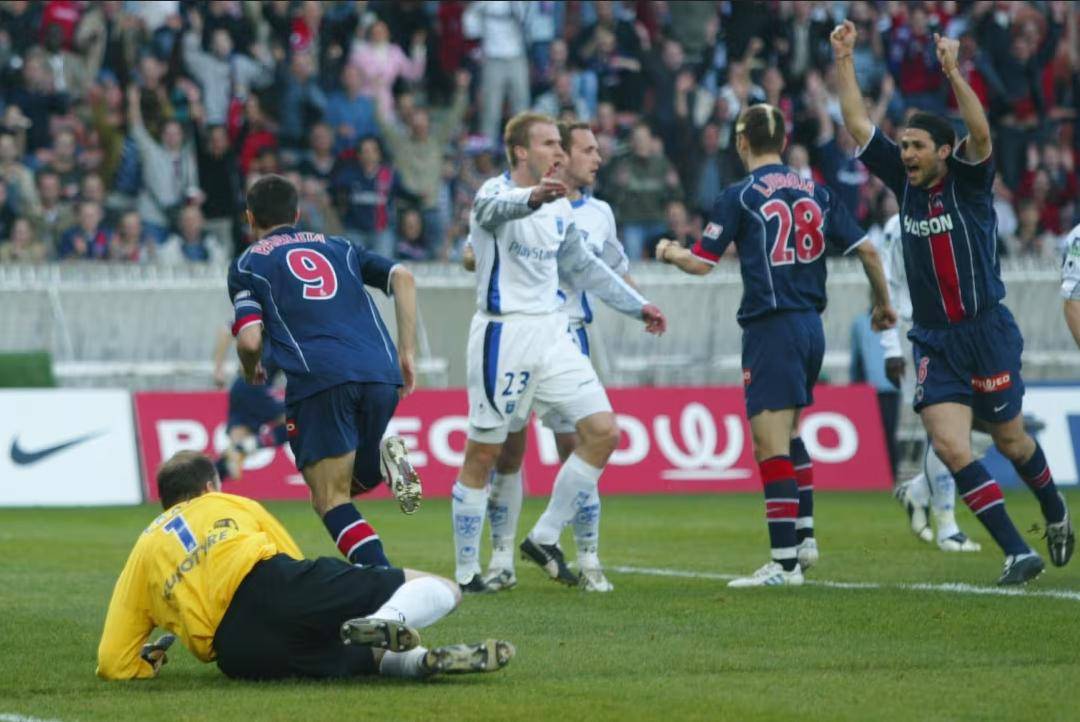 巴黎圣日耳曼遭遇惨败，欧冠梦碎