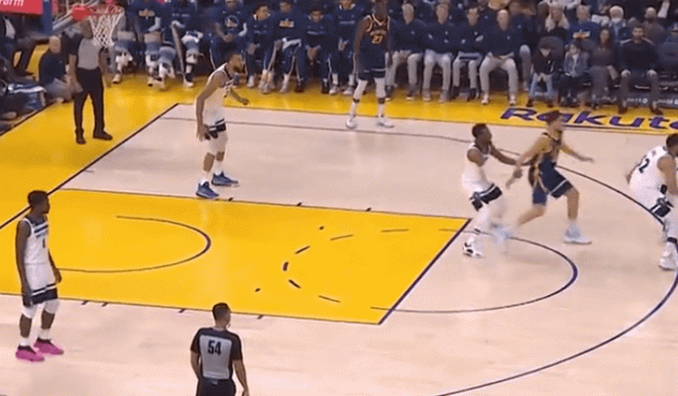 关于勇士主帅科尔批评队员技战术的信息 关于勇士主帅科尔批评队员技战术的信息