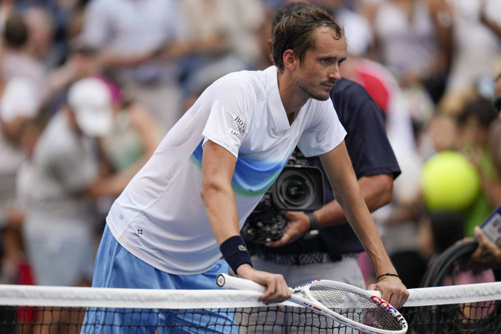 德国网球队血洗美国网球队，梅德韦杰夫惊艳世界的简单介绍