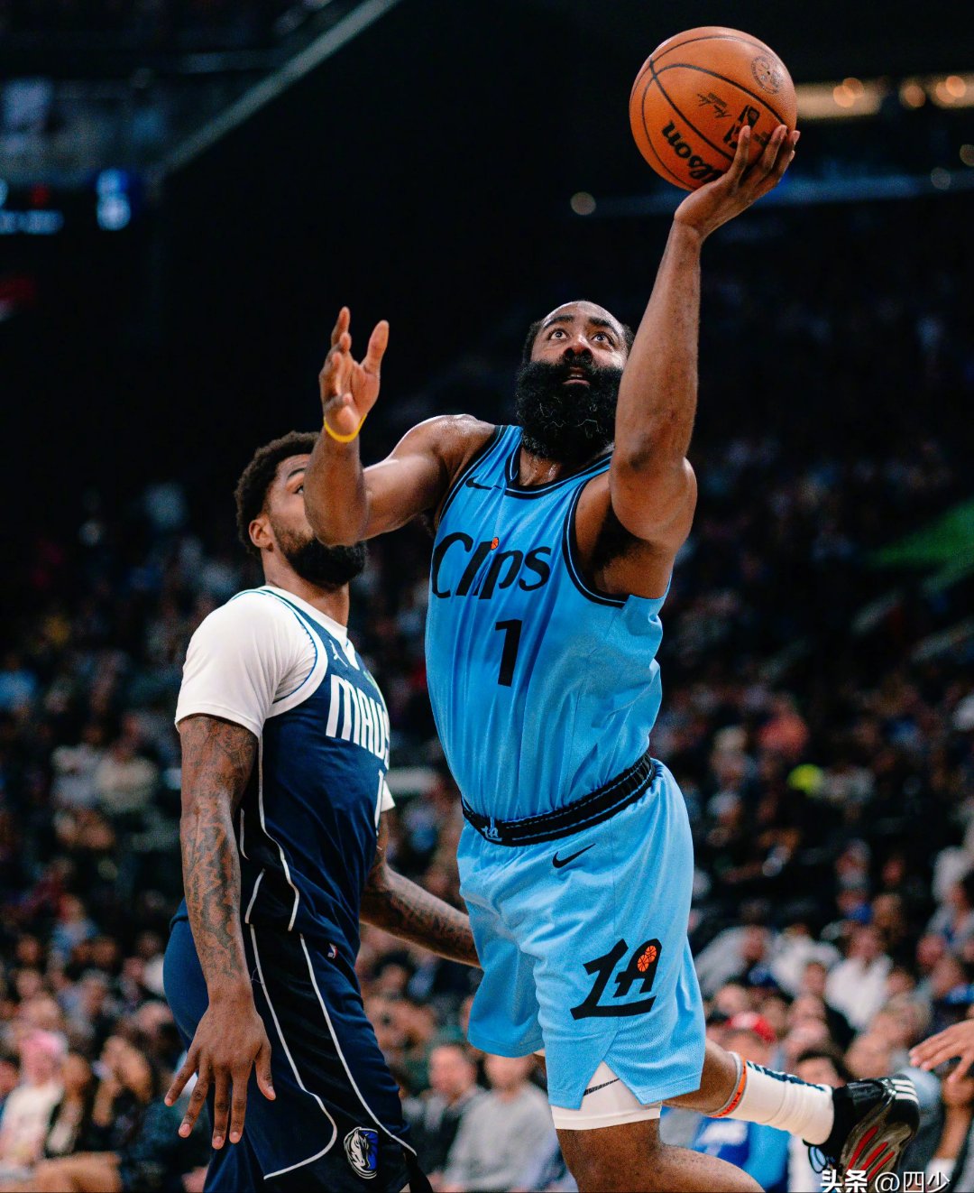 独行侠鏖战尼克斯，哈登刷新纪录