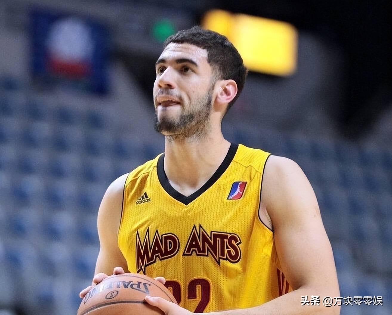 包含凯尔特人B队绝地反击篮网，乔治·希尔关键制胜的词条