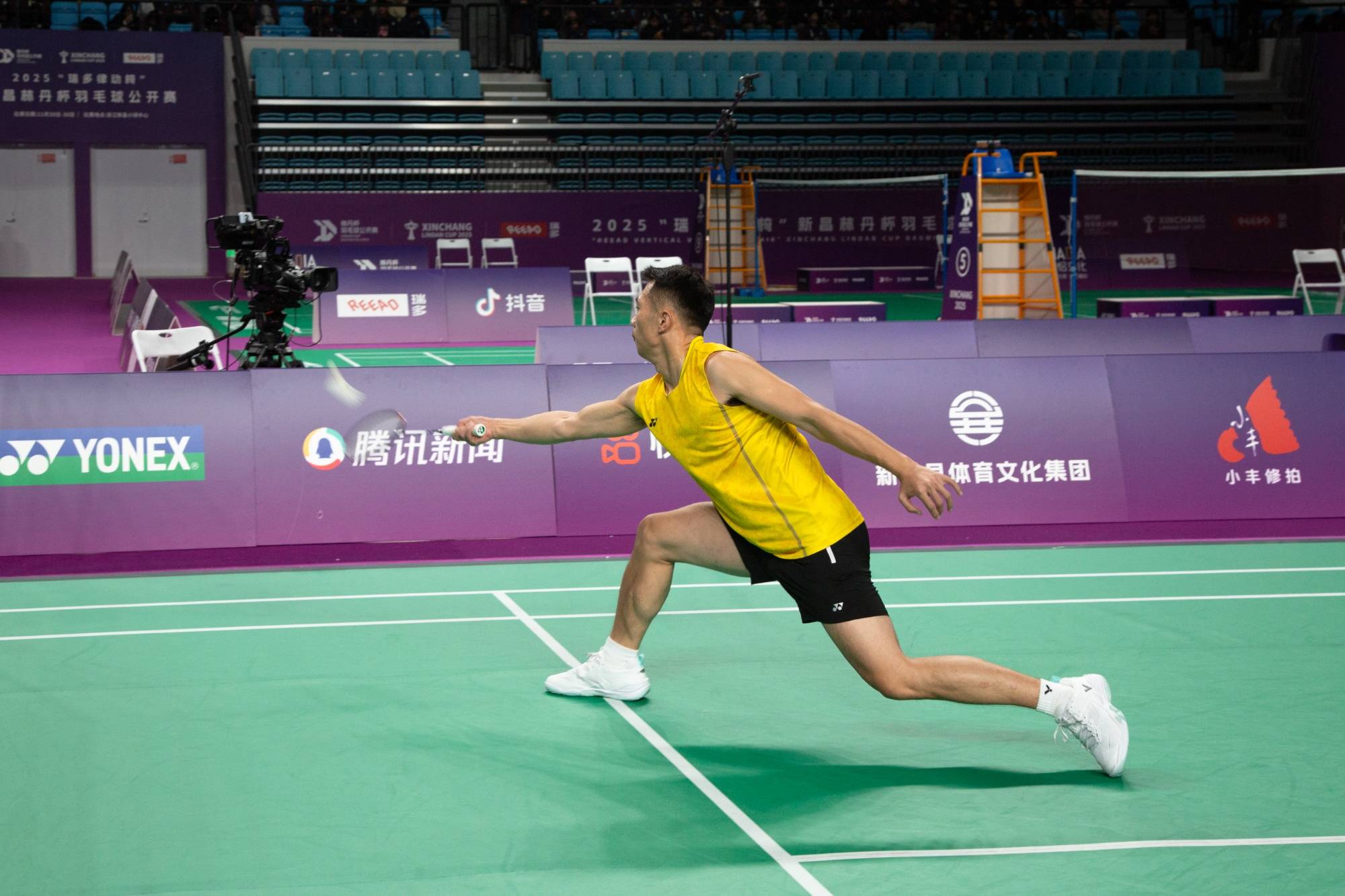 包含韩国羽毛球队强势法国羽毛球队，林丹送出助攻的词条