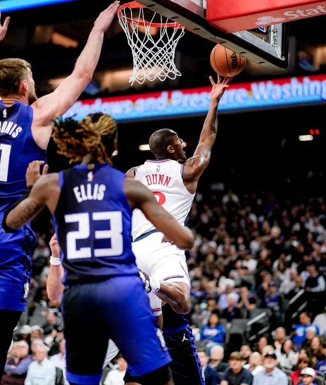 快船力克凯尔特人B队，戈贝尔关键制胜的简单介绍