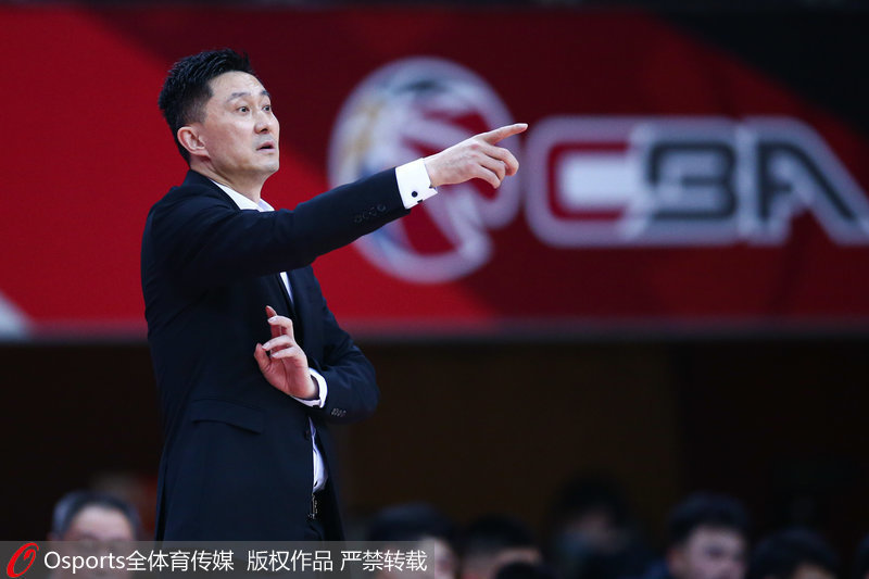 新疆客场力克四川，第三连胜稳坐榜首的简单介绍