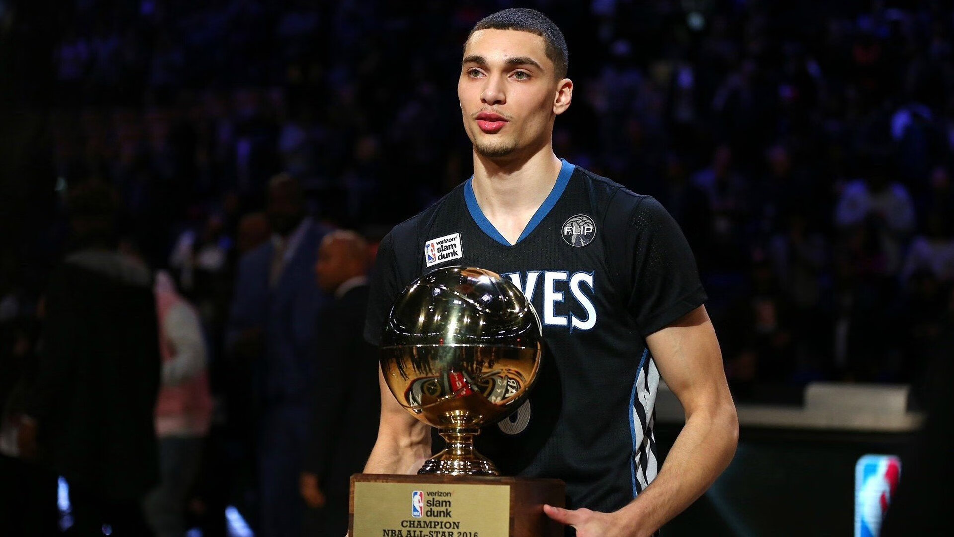 贝恩火力全开，山西队完胜开拓者！赛后评分拉满的背后