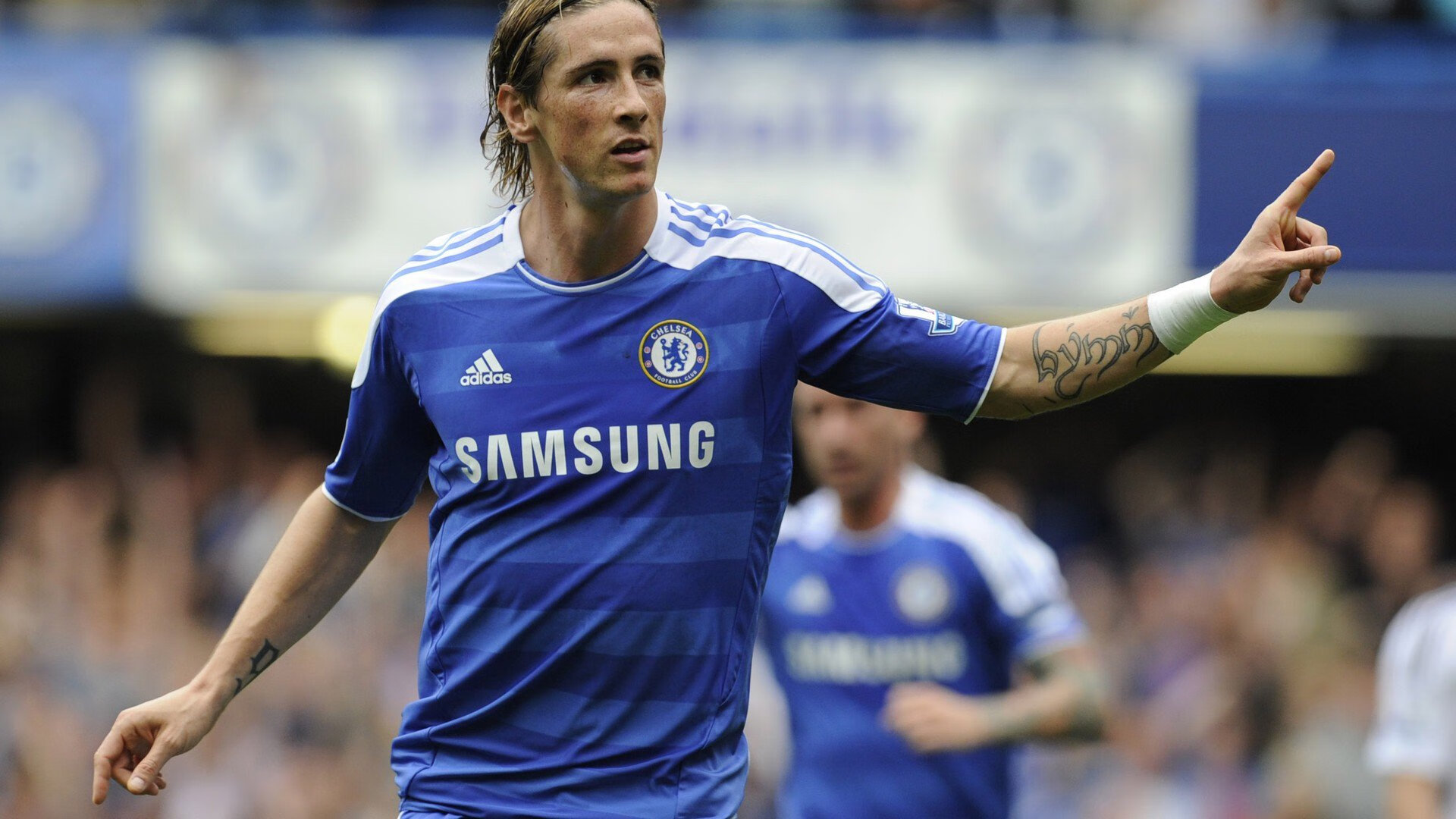 英超争冠焦点战启示录，从秘鲁全面压制葡萄牙看战术纪律的价值