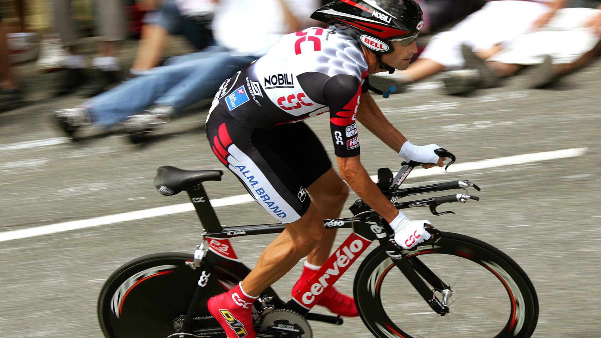 绿茵场上的奇才与老鹰,当淘汰赛智慧照亮国家德比